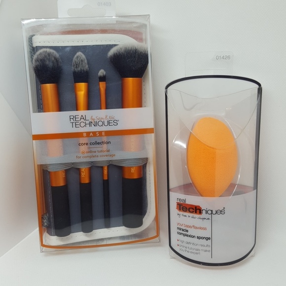 Real Techniques Makeup Brush Set + Miracle Sponge - Picture 3 of 5